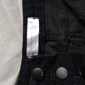 No boundaries black shorts. Size 13